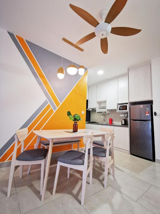 Astetica Residences 200Mbps Wifi Netflix Сери-Кембанган Экстерьер фото